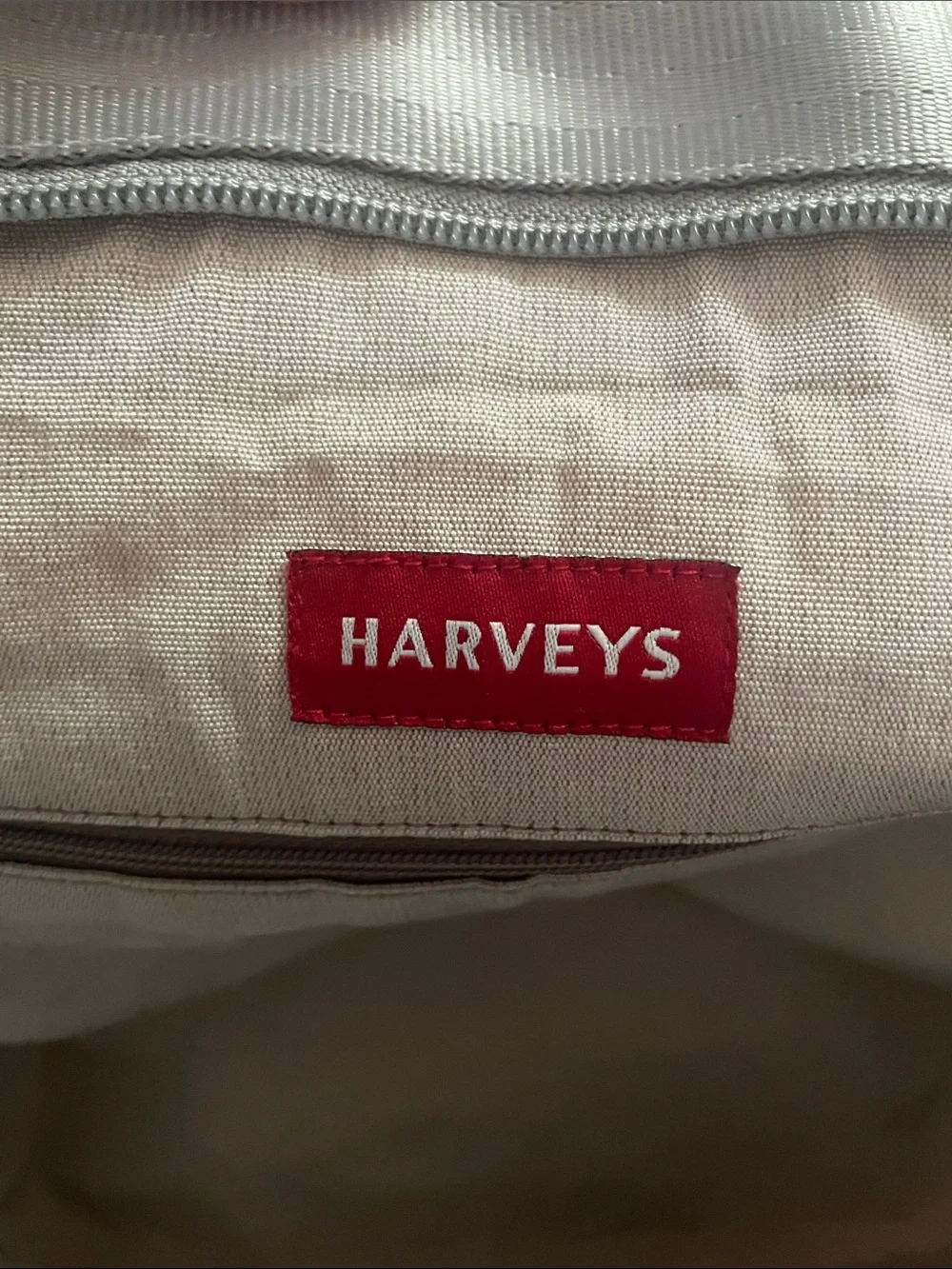 Harveys vanilla/yellow/dove medium streamline tote